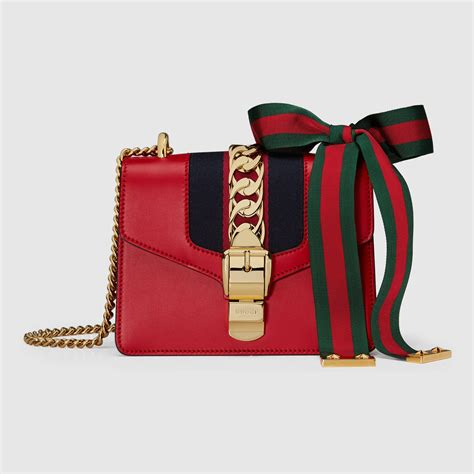 sylvie mini bag gucci|Gucci sylvie chain mini bag.